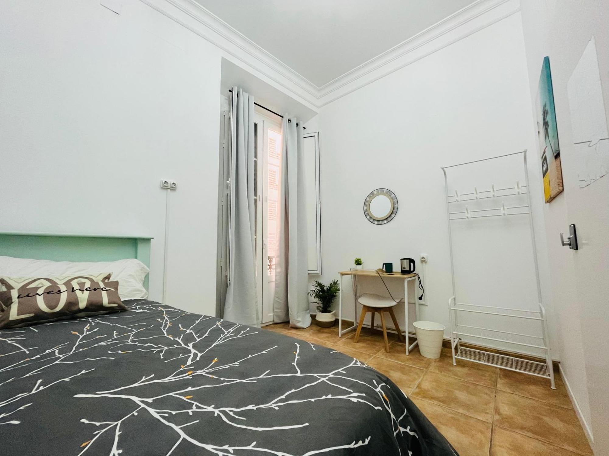 Malak-Rooms Malaga Exterior photo